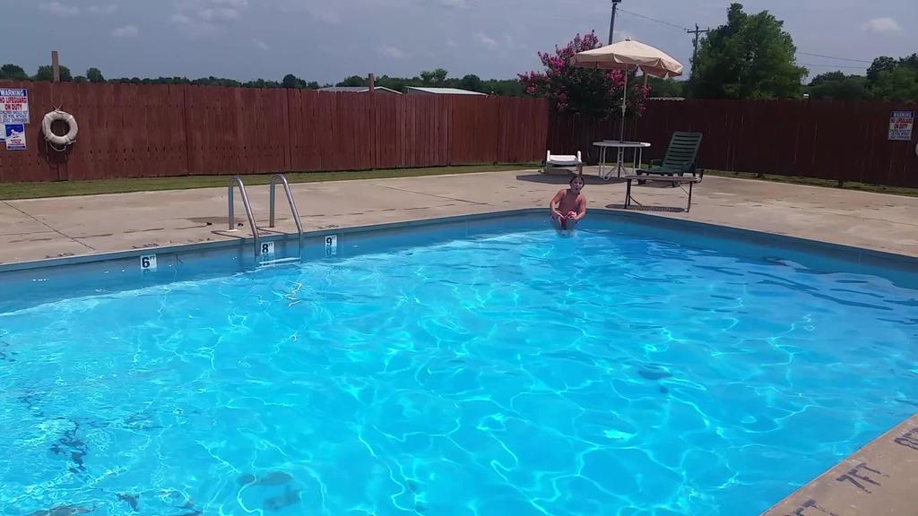 Lake Eufaula Inn & Suites Checotah Екстериор снимка