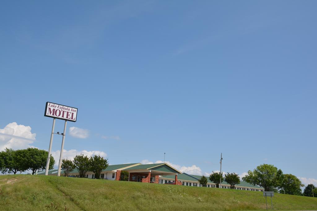 Lake Eufaula Inn & Suites Checotah Екстериор снимка