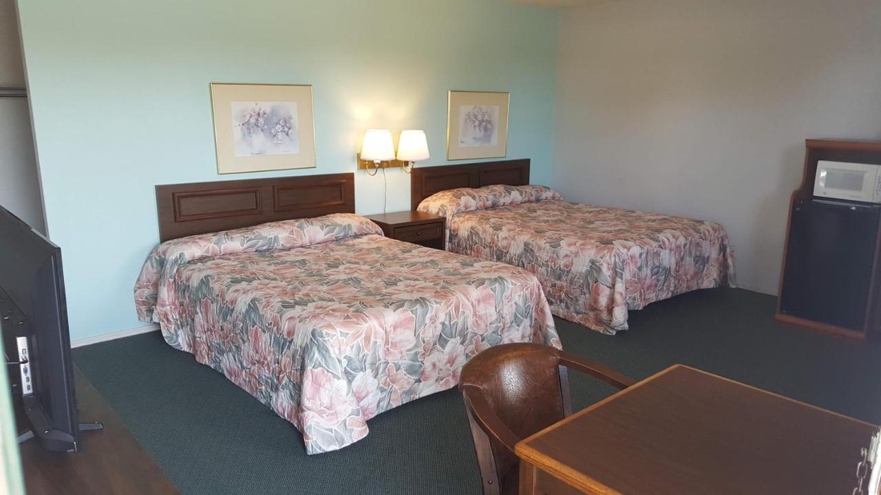 Lake Eufaula Inn & Suites Checotah Екстериор снимка